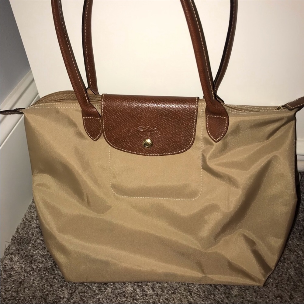 Longchamp medium size beige